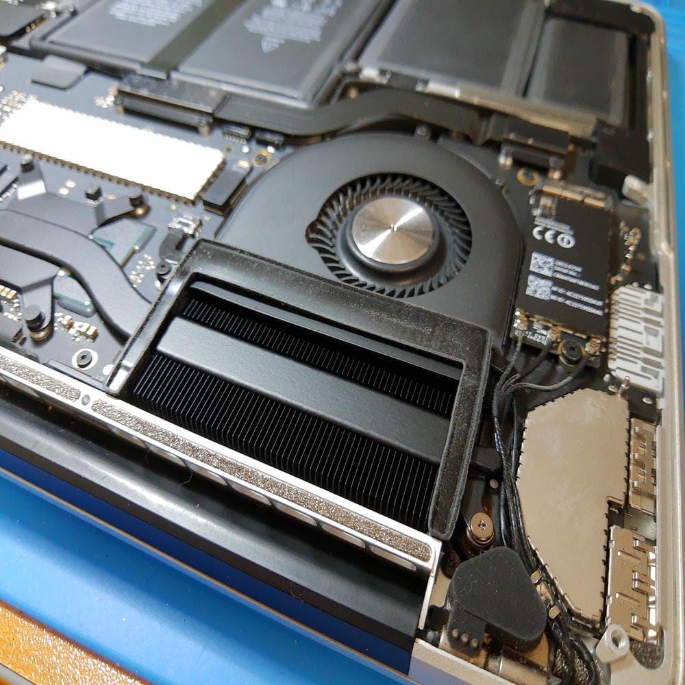 Ventilador y disipador del MacBook Pro A1502