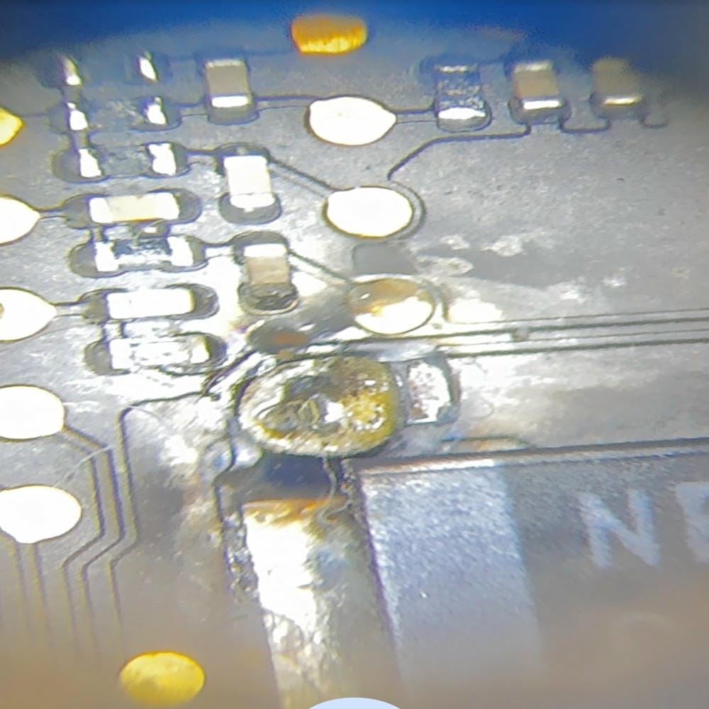 Limpieza por ultrasonidos de placa base MacBook Pro A1708