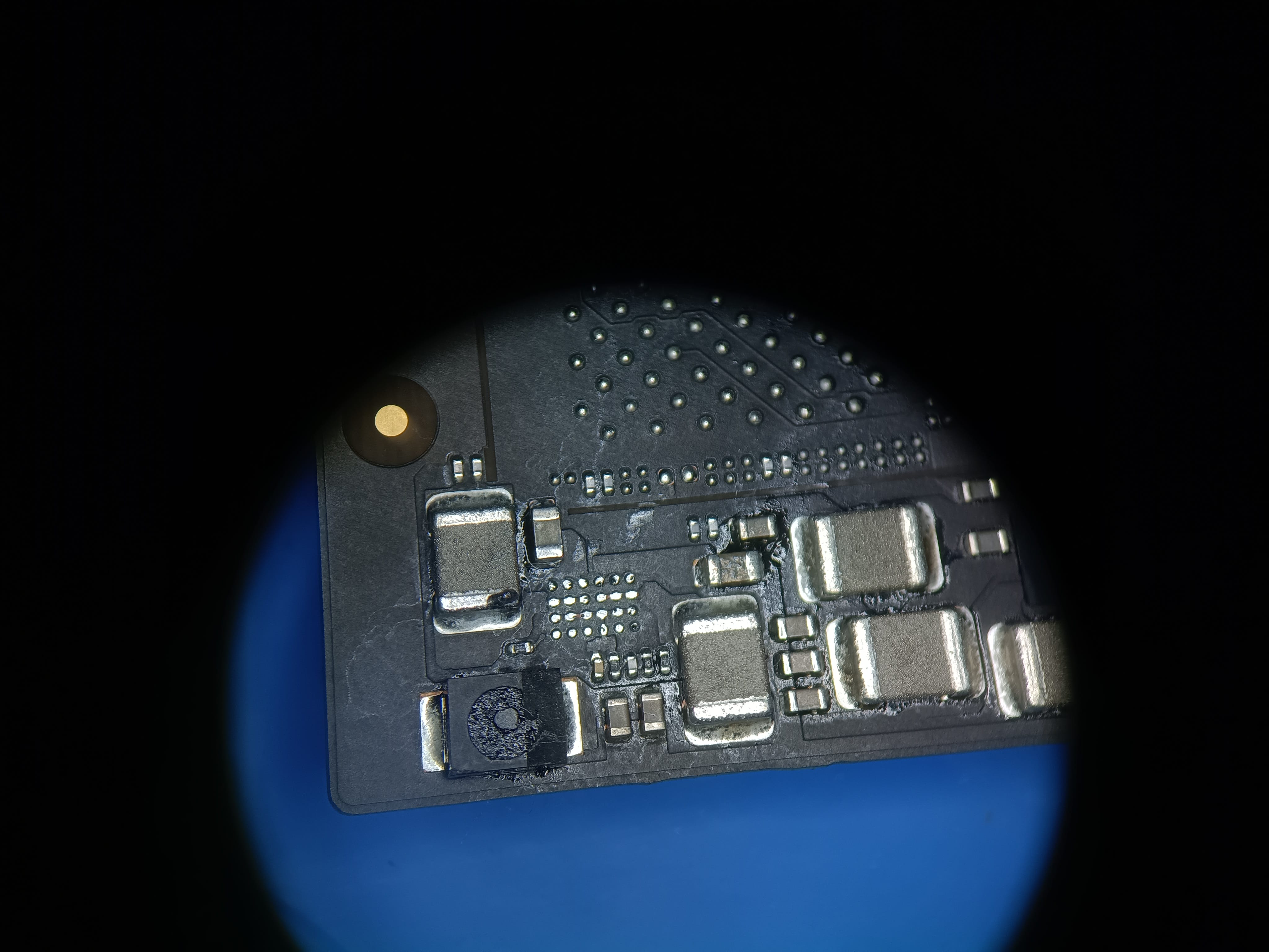 Diagnóstico de la línea NAND de 2,5 V en MacBook Pro A2141