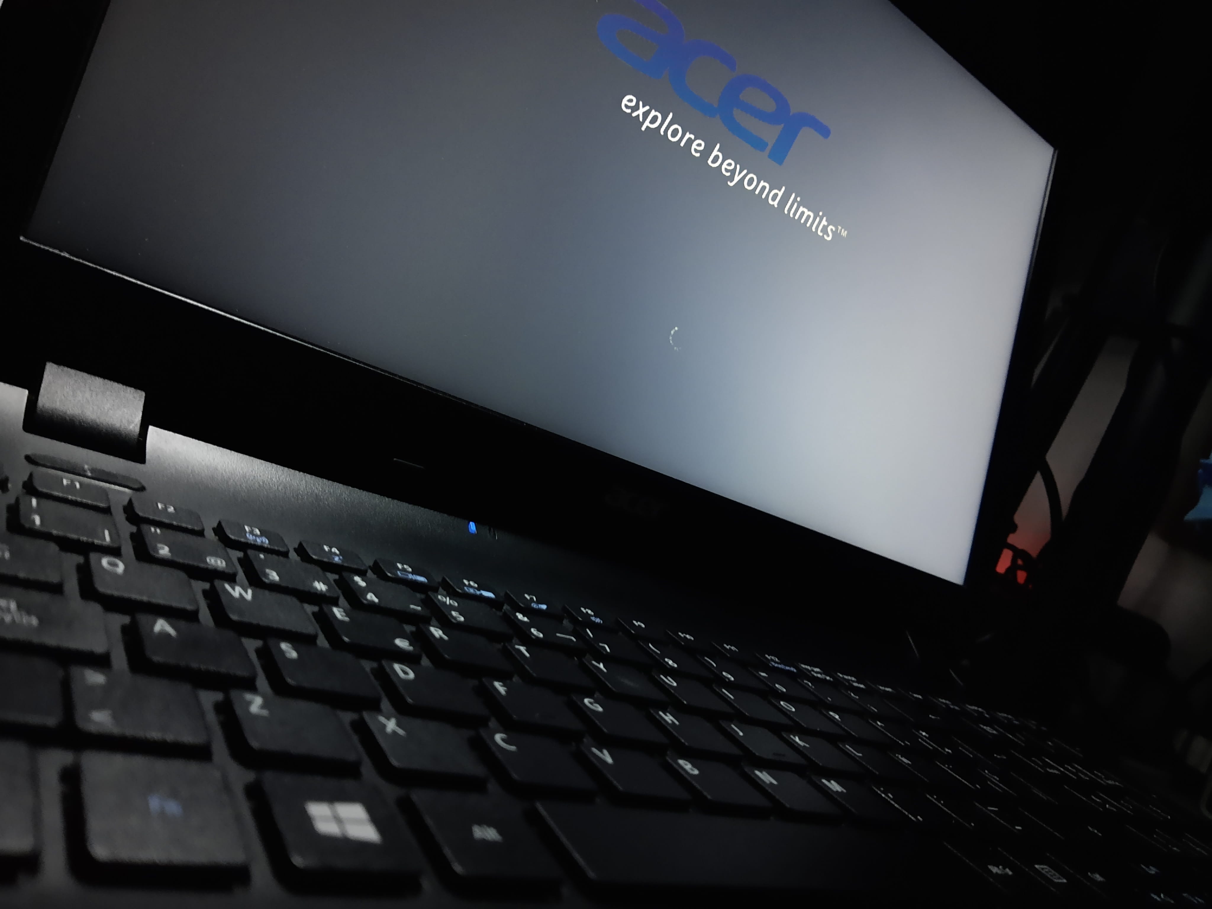 Acer ES1-571 funcionando después del mantenimiento y actualización