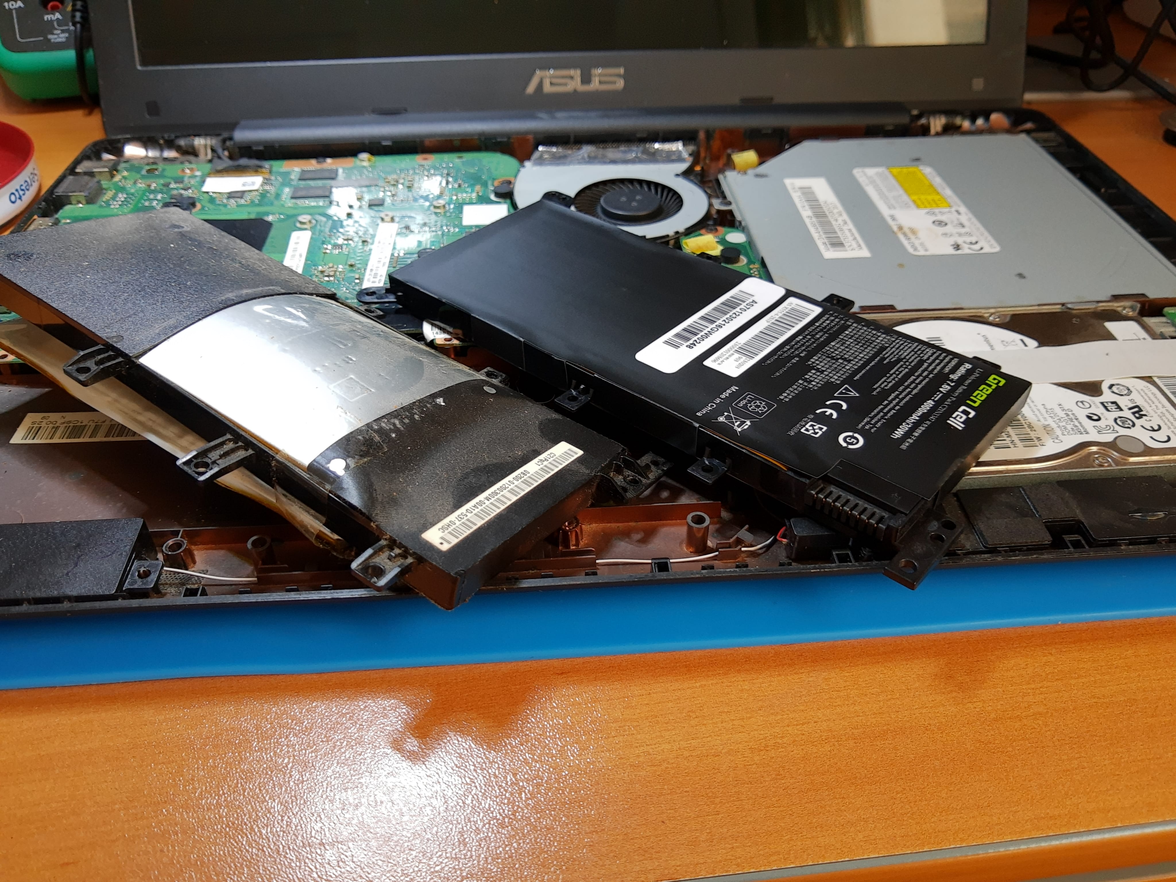 Batería nueva instalada en ASUS F555L