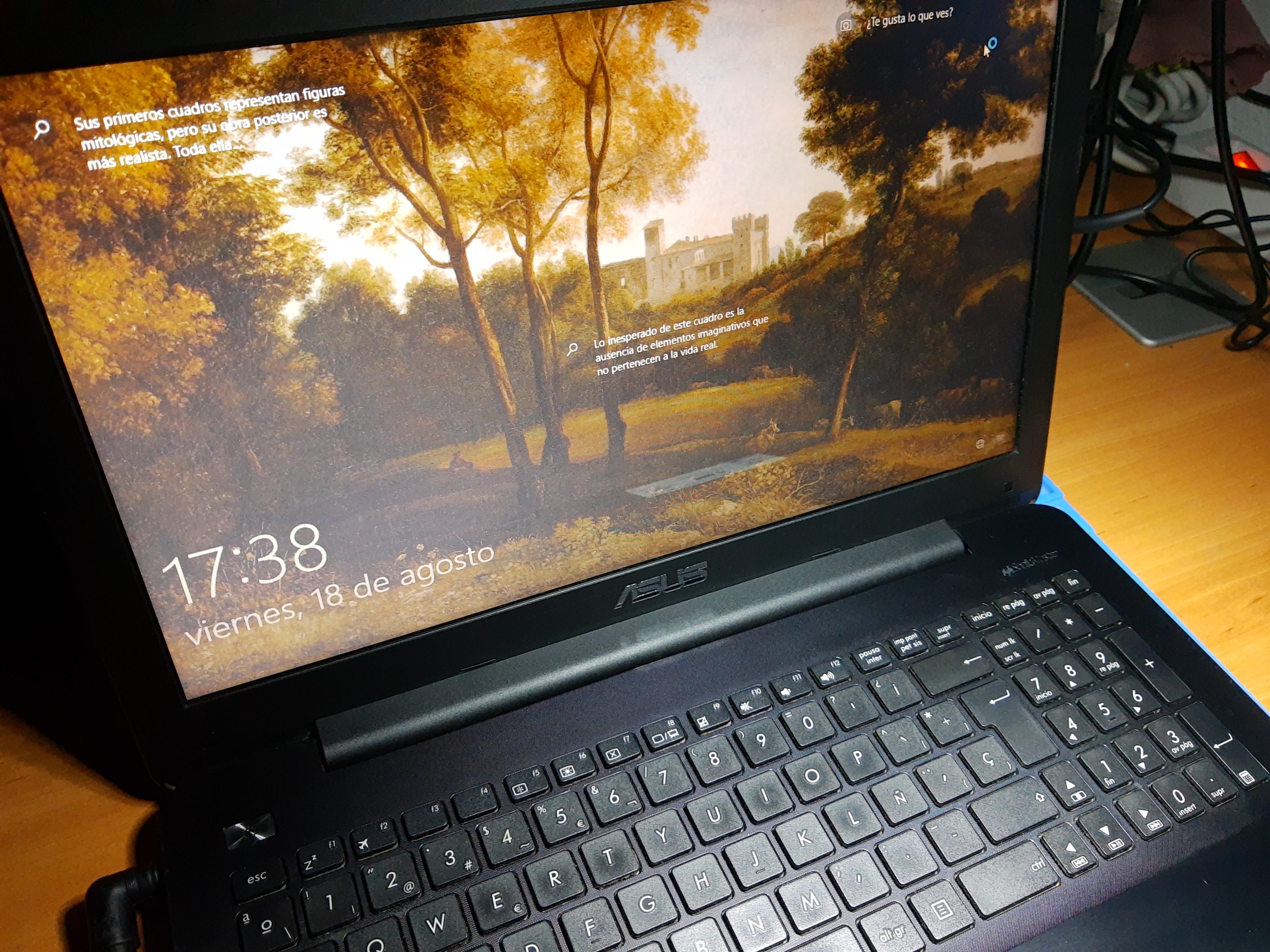 ASUS F555L funcionando después del mantenimiento