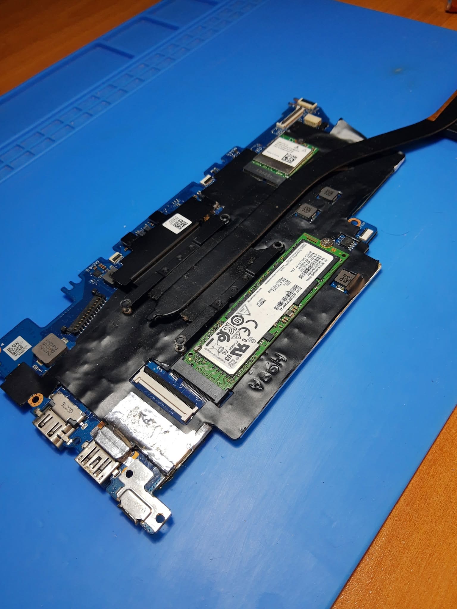 Placa base del portátil Huawei retirada del equipo