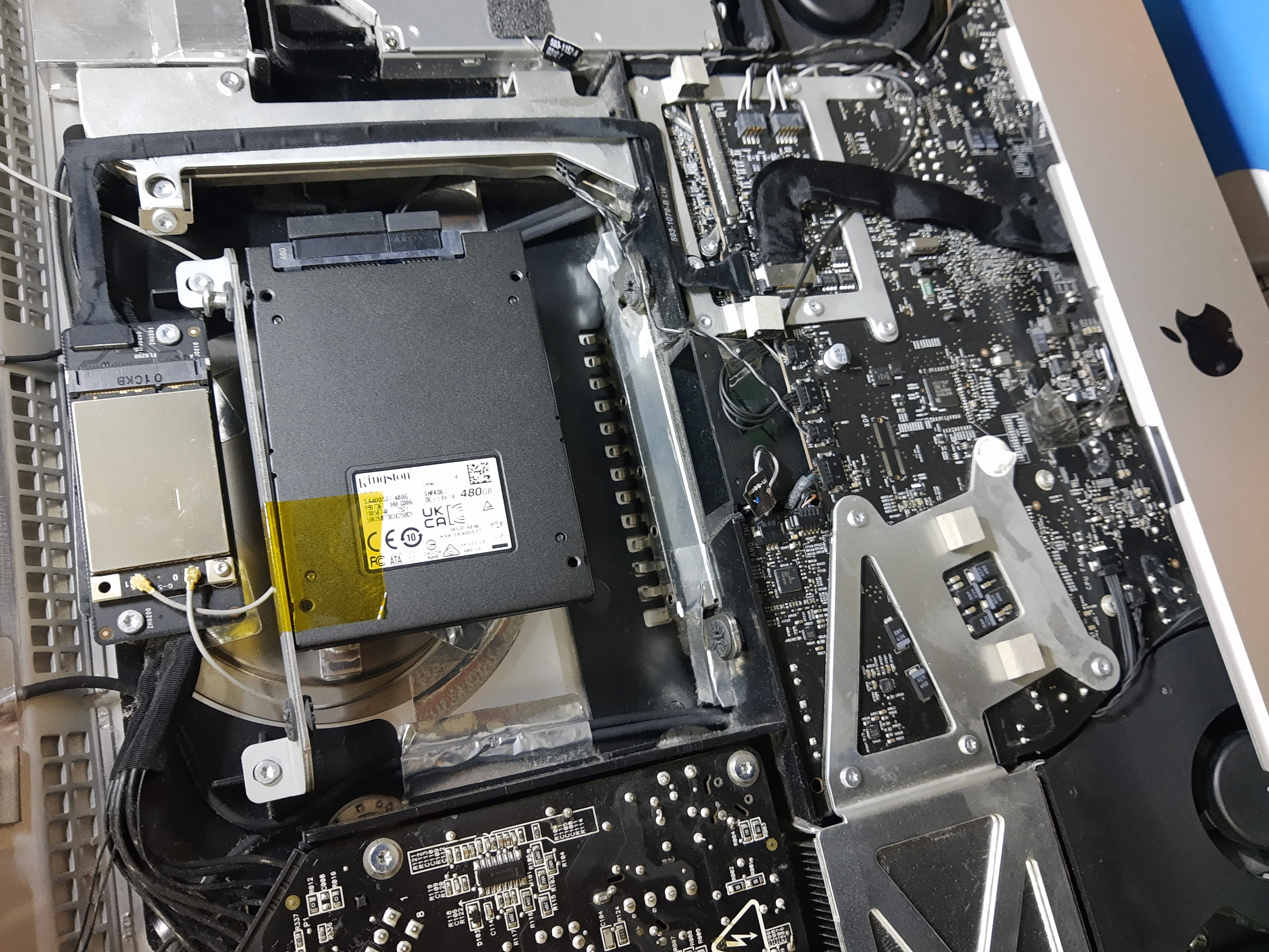Disco duro de 1 TB y SSD Kingston para iMac 2009