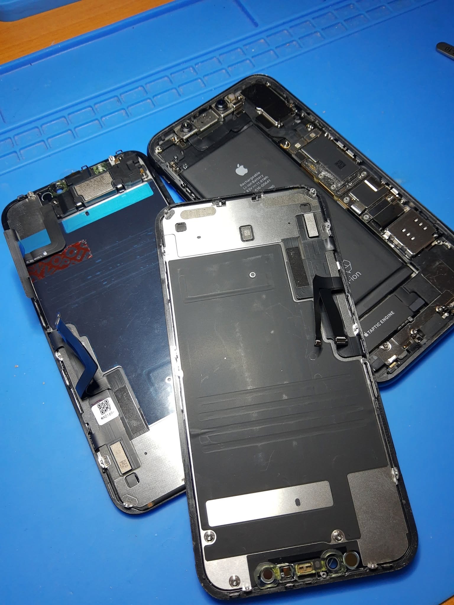 Pantalla original y pantalla de sustitución para iPhone 11