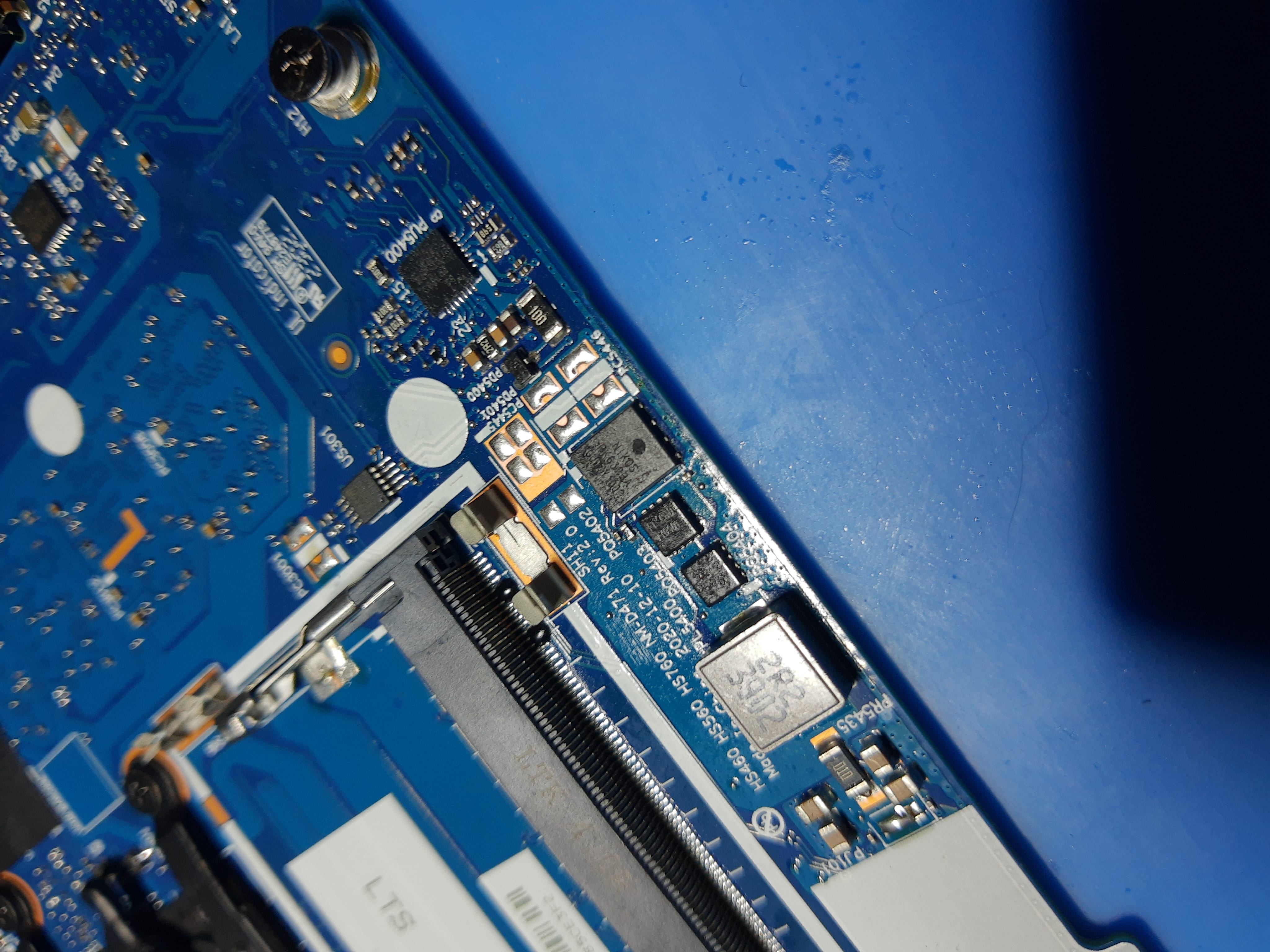 MOSFET de la línea de carga del Lenovo IdeaPad 3-15ITL6