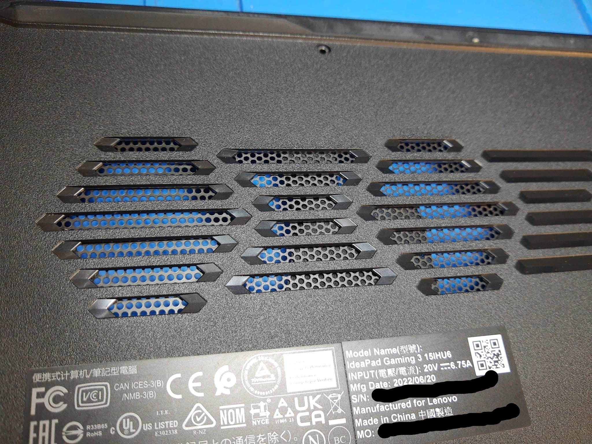 Rejillas limpias del Lenovo IdeaPad Gaming 3