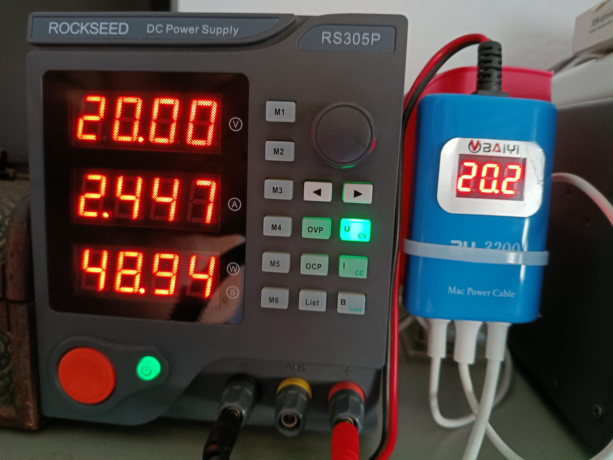Comprobación de alimentación y carga MacBook Pro A2251
