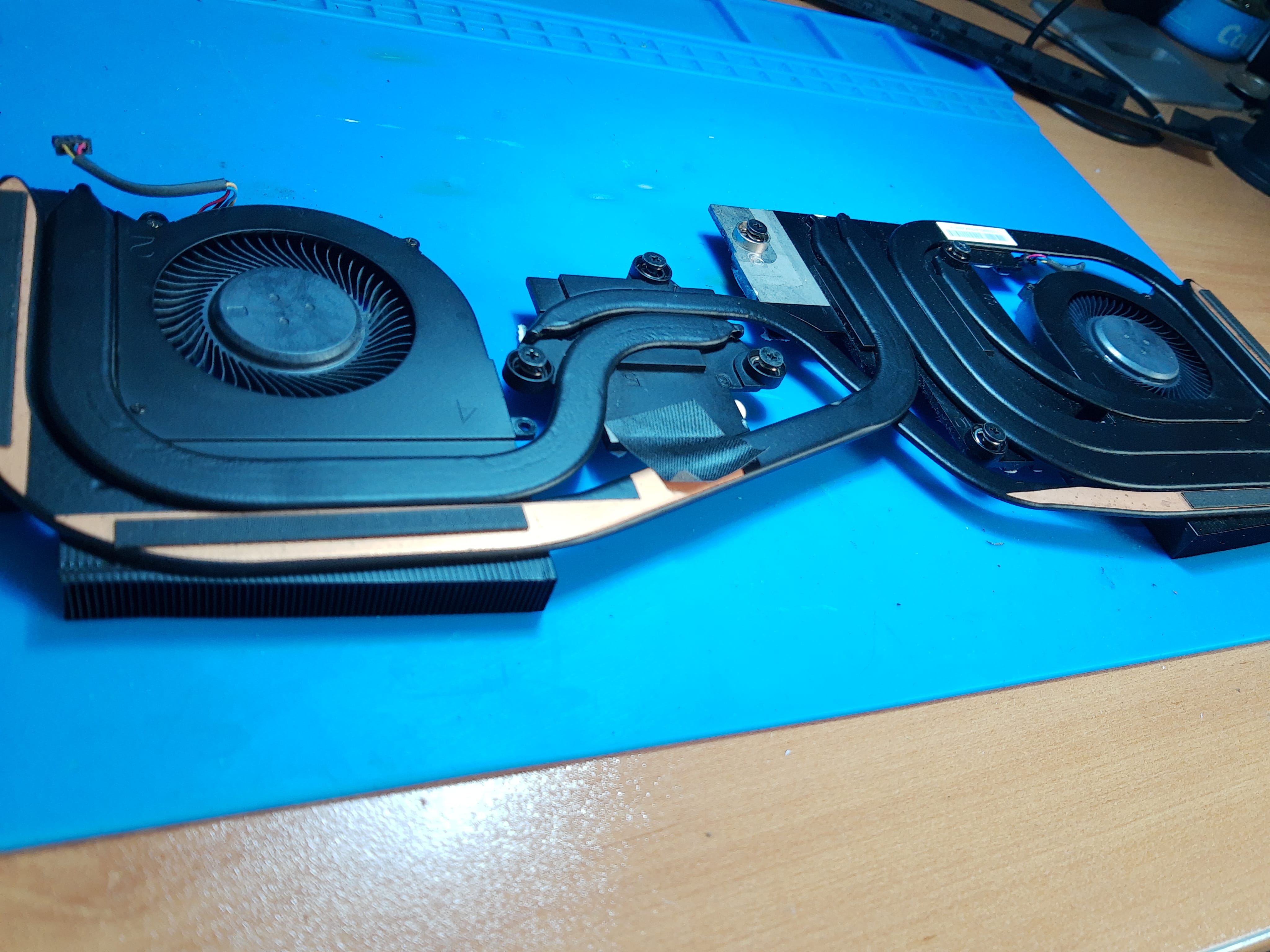 Sistema de refrigeración del MSI GE66 después de la limpieza